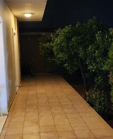 Elli *