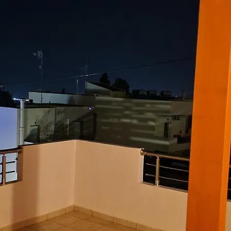 Elli Villa *